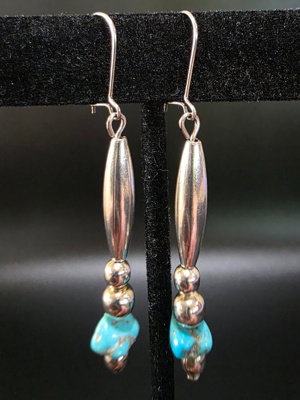 Vintage Santo Domingo Pueblo Sterling Silver Turquoise Nugget Dangle Earrings